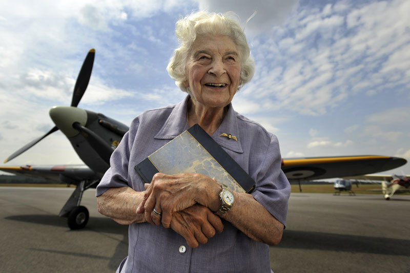 Molly Rose and Spitfire plane: Press photography by Gloucestershire PR consultancy Alias for Fly to the Past